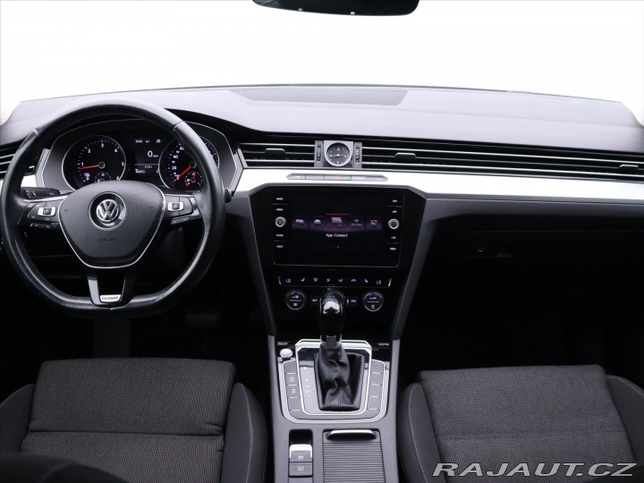 Volkswagen Passat 2,0 TDI 140kW DSG 4Motion 2015