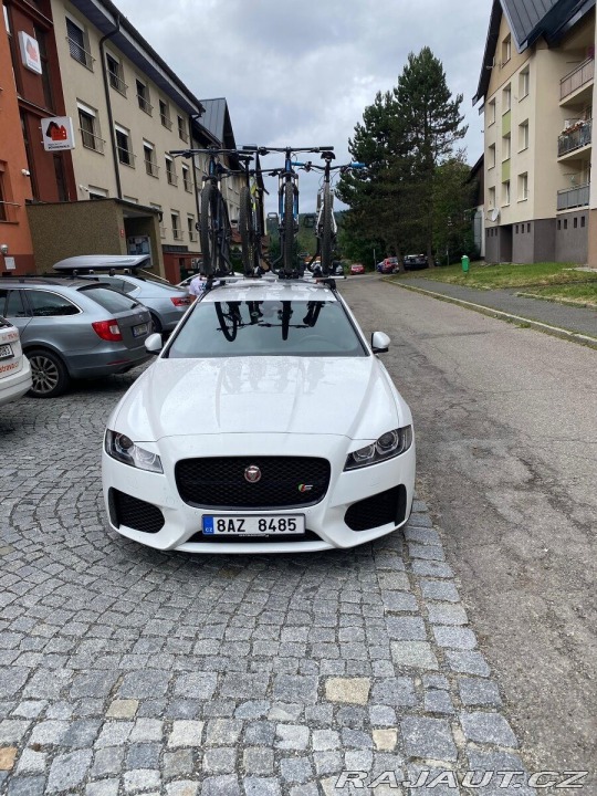 Jaguar XF 3,0 S 30d sportbrake 1800