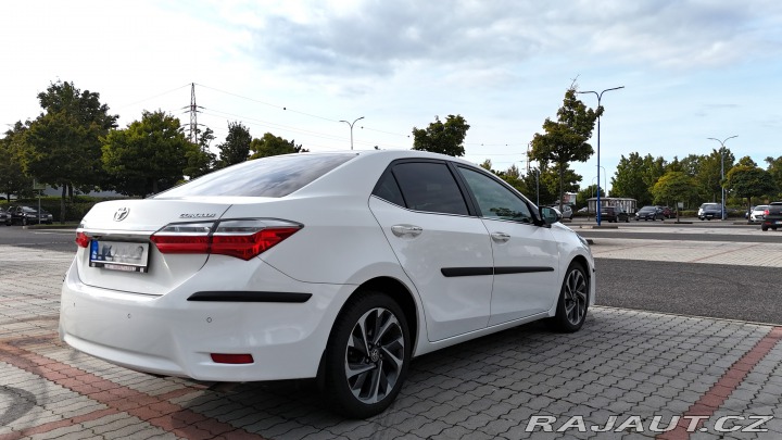 Toyota Corolla  2017