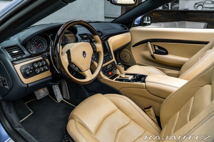 Maserati GranCabrio 4,7 V8, Automat 1800