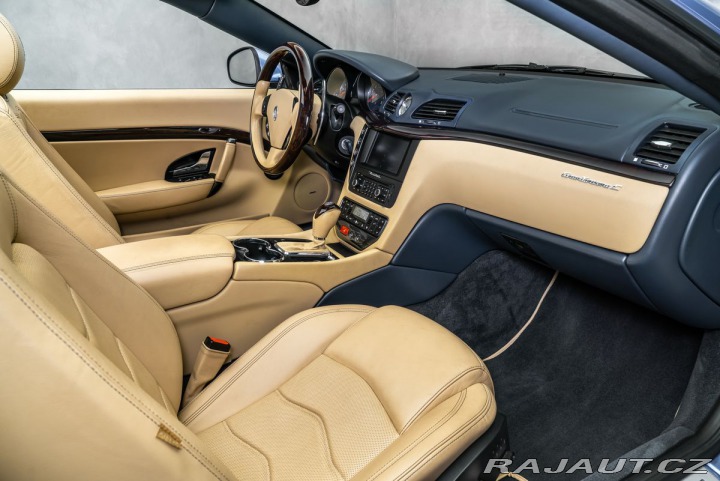 Maserati GranCabrio 4,7 V8, Automat 1800