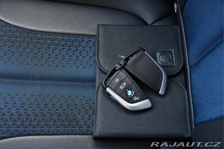 BMW 2 218d M-SPORT PANO HUD ČR 2021