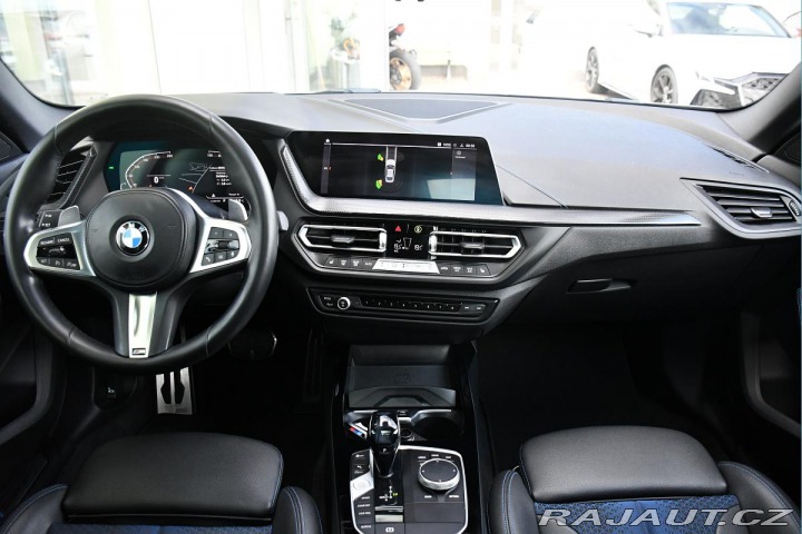 BMW 2 218d M-SPORT PANO HUD ČR 2021