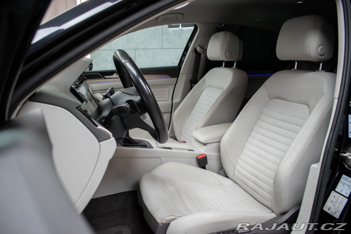 Volkswagen Passat TSI 206kW 4M*REZERVACE 2021