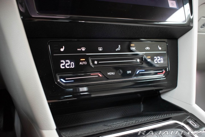 Volkswagen Passat TSI 206kW 4M*VIRTUAL*DPH* 2021