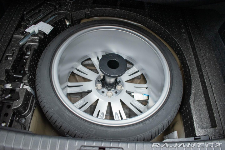 Volkswagen Passat TSI 206kW 4M*REZERVACE 2021