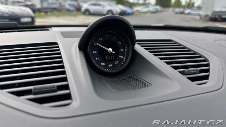 Porsche 911 Carrera 2020