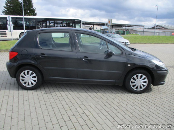 Peugeot 307 1,6 i 16V 80kw klimatroni 2006