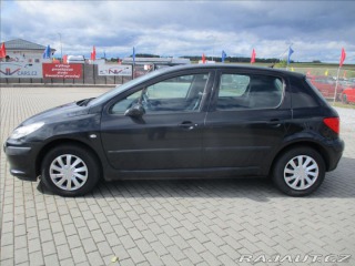 Peugeot 307 1,6 i 16V 80kw klimatroni 2006