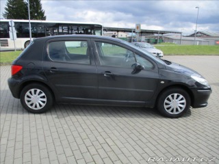 Peugeot 307 1,6 i 16V 80kw klimatroni 2006