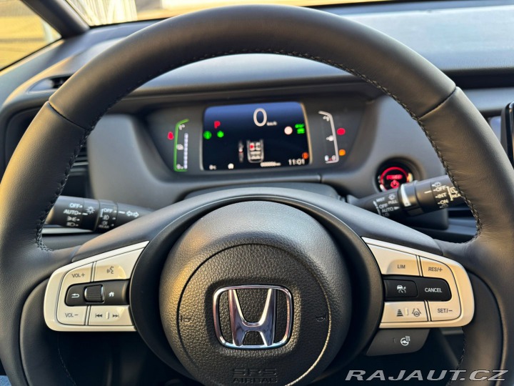 Honda Jazz Crosstar 1.5eHEV SKLADEM 2025
