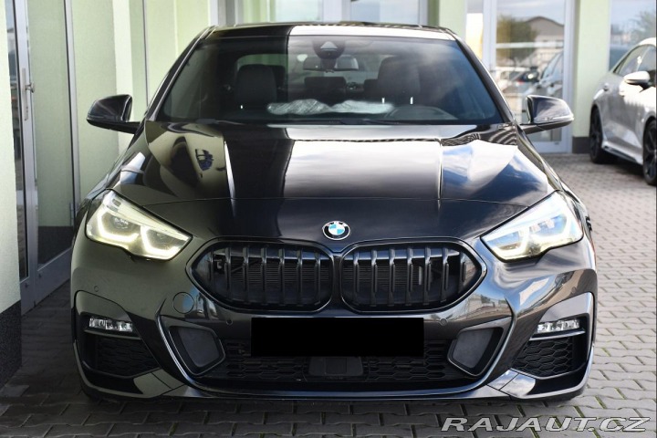 BMW 2 218d M-SPORT PANO TAŽNÉ Č 2021