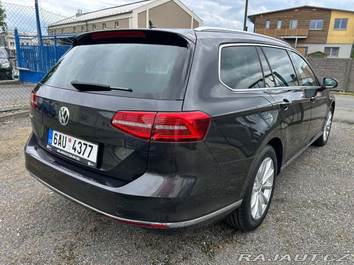 Volkswagen Passat 2,0 TDI 140KW DSG 92TKM 2018