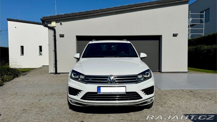 Volkswagen Touareg 3,0   R-Line, V6 TDI193 k 2014