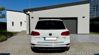 Volkswagen Touareg 3,0   R-Line, V6 TDI193 k 2014