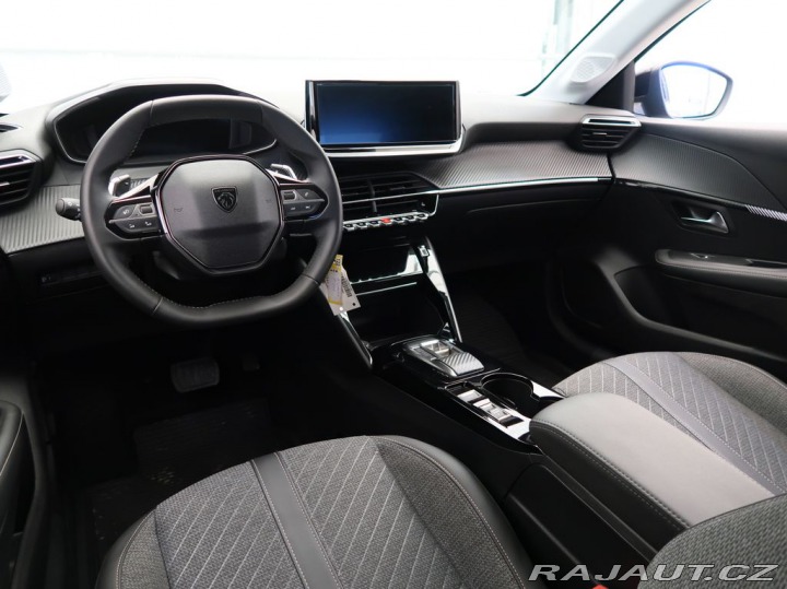 Peugeot 208 1.2HYBRID,CZ,ALLURE,e-DCS 2024