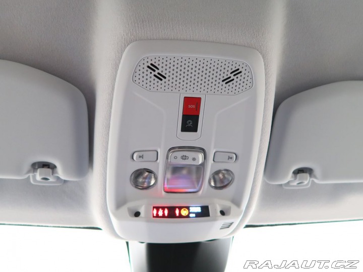 Peugeot 208 1.2HYBRID,CZ,ALLURE,e-DCS 2024