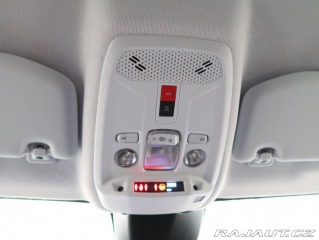 Peugeot 208 1.2HYBRID,CZ,ALLURE,e-DCS 2024