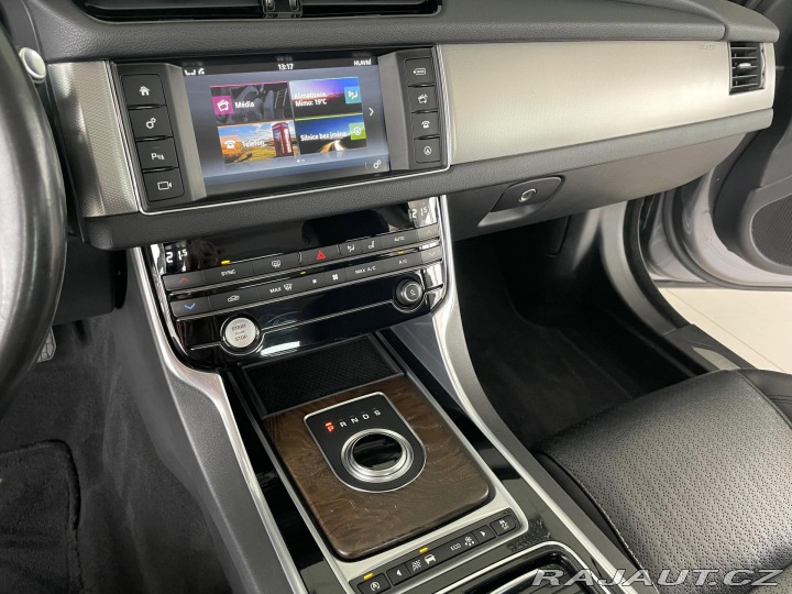 Jaguar XF 20d Aut*Xenon*Navi*Kamera 2016