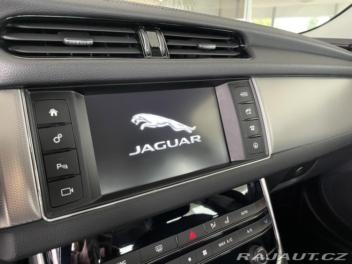 Jaguar XF 20d Aut*Xenon*Navi*Kamera 2016