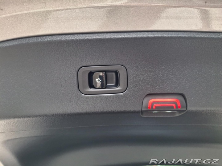 Mercedes-Benz GLC 220 D 4MATIC kupé 2023