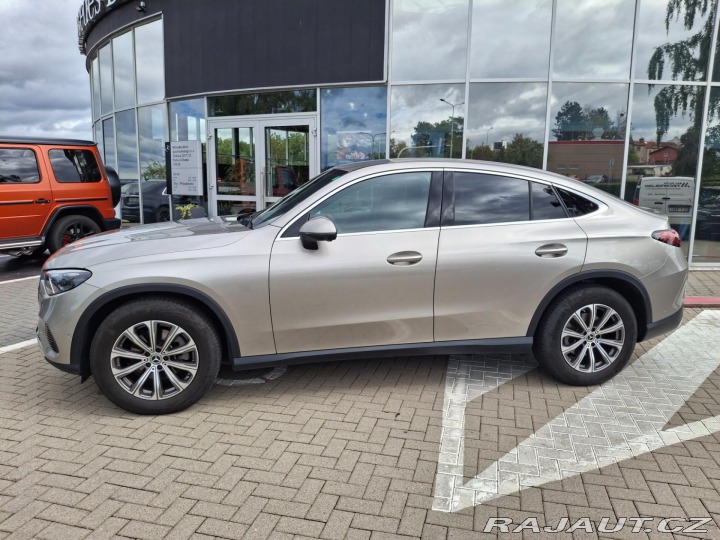 Mercedes-Benz GLC 220 D 4MATIC kupé 2023