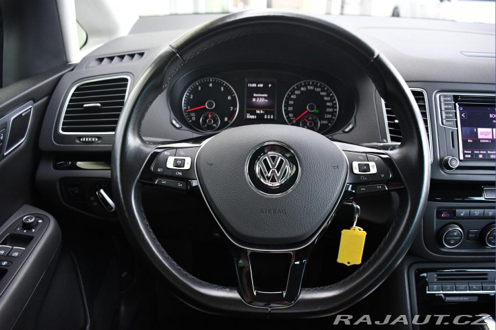 Volkswagen Sharan 1.4TSi 2XALU NAVI KAMERA 2021