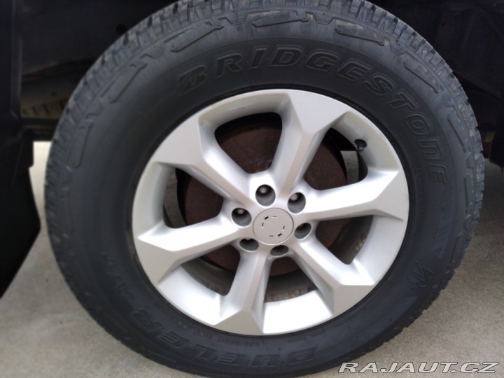 Nissan Navara 2.5 dCi 140kW 4x4 MANUÁL 2015