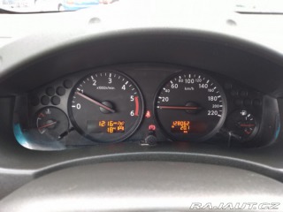 Nissan Navara 2.5 dCi 140kW 4x4 MANUÁL 2015