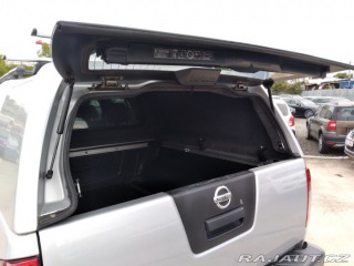 Nissan Navara 2.5 dCi 140kW 4x4 MANUÁL 2015