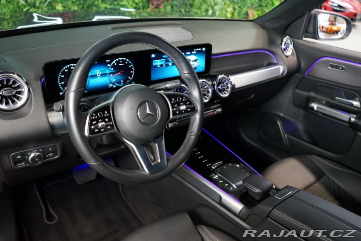 Mercedes-Benz GLB 180*CAMERA*LED*ZÁRUKA 2023
