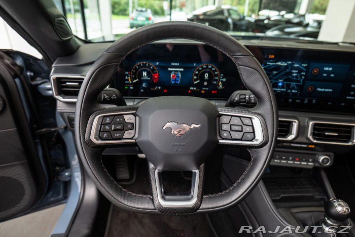 Ford Mustang GT 5.0 V8 Cabrio/Manuál 1800