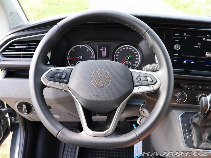 Volkswagen Transporter 2,0 TDI DSG Bulli LONG 9- 2024