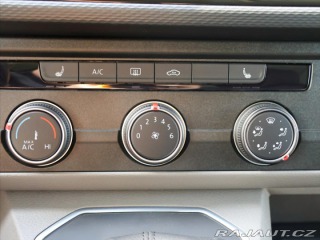 Volkswagen Transporter 2,0 TDI DSG Bulli LONG 9- 2024