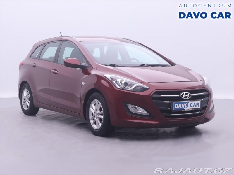 Hyundai i30 1,6 GDI 88kW Trikolor Kom