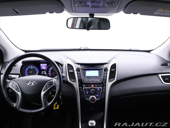 Hyundai i30 1,6 GDI 88kW Trikolor Kom 2016