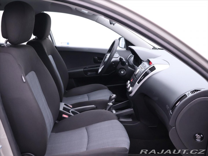 Kia Ceed 1,4 i 66kW Klimatizace CZ 2011