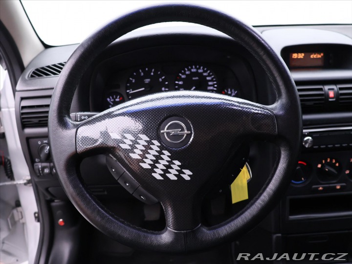 Opel Astra 1,6 16V 74kW CZ 2000