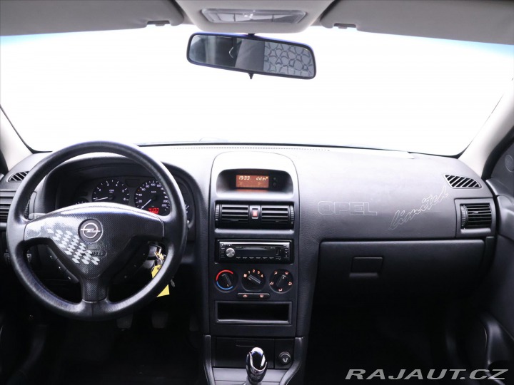 Opel Astra 1,6 16V 74kW CZ 2000