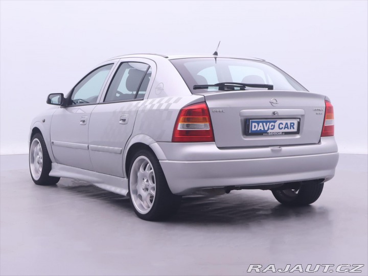 Opel Astra 1,6 16V 74kW CZ 2000
