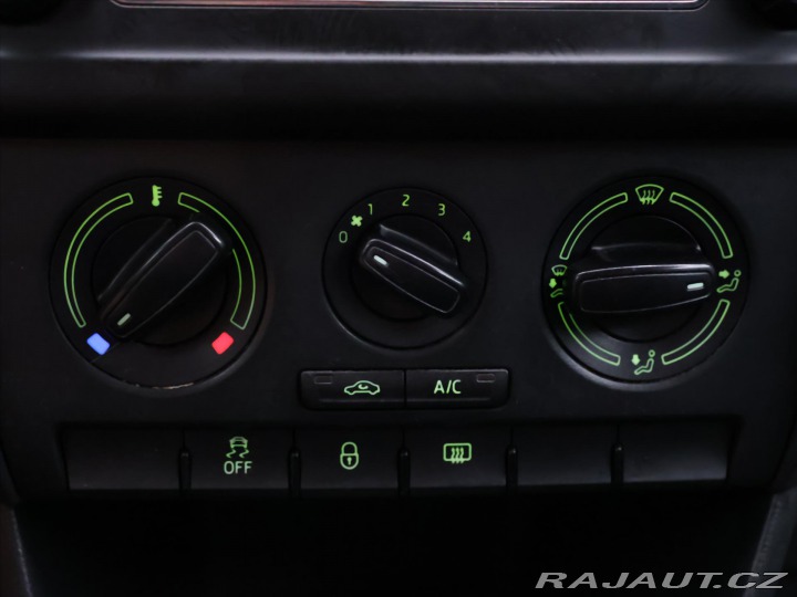 Škoda Rapid 1,6 TDI 66kW Ambition CZ 2014