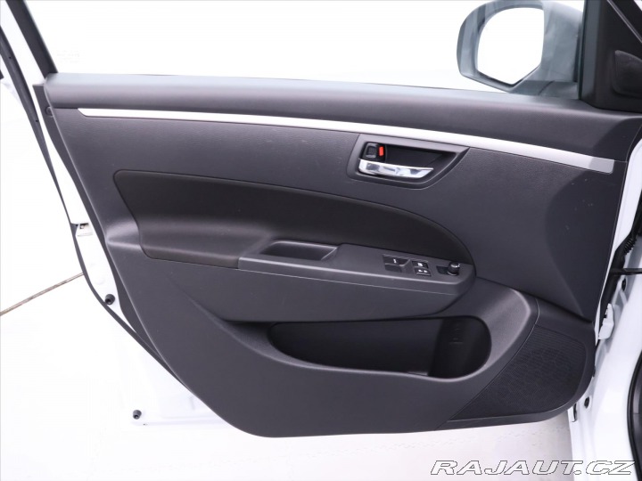 Suzuki Swift 1,2 VVT 66kW Klimatizace 2012