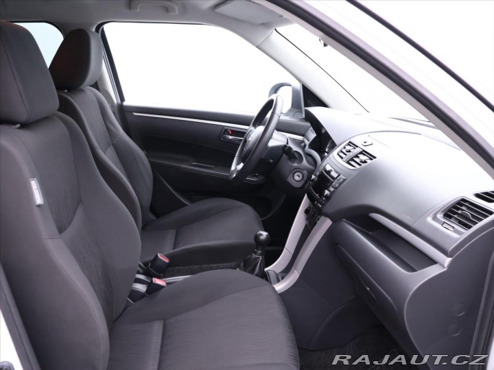 Suzuki Swift 1,2 VVT 66kW Klimatizace 2012