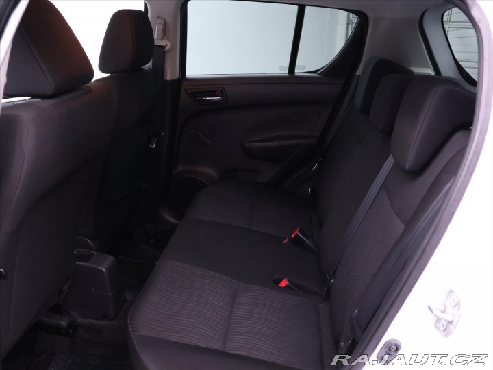 Suzuki Swift 1,2 VVT 66kW Klimatizace 2012