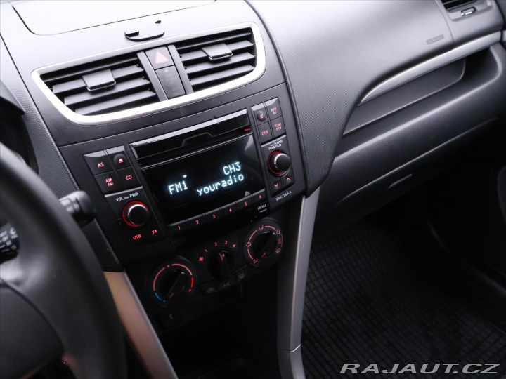 Suzuki Swift 1,2 VVT 66kW Klimatizace 2012
