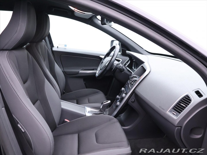 Volvo XC60 2,4 D4 133kW 4x4 Automat 2014