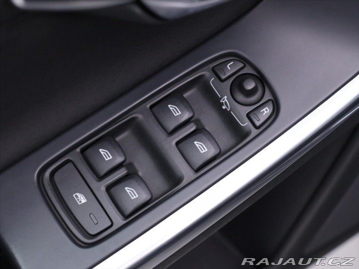 Volvo XC60 2,4 D4 133kW 4x4 Automat 2014