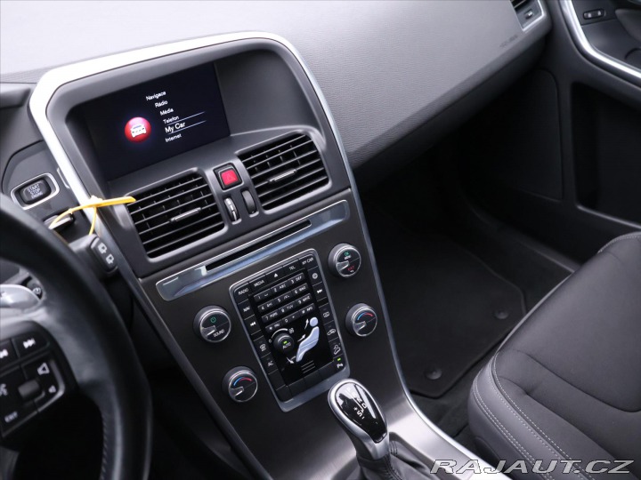 Volvo XC60 2,4 D4 133kW 4x4 Automat 2014