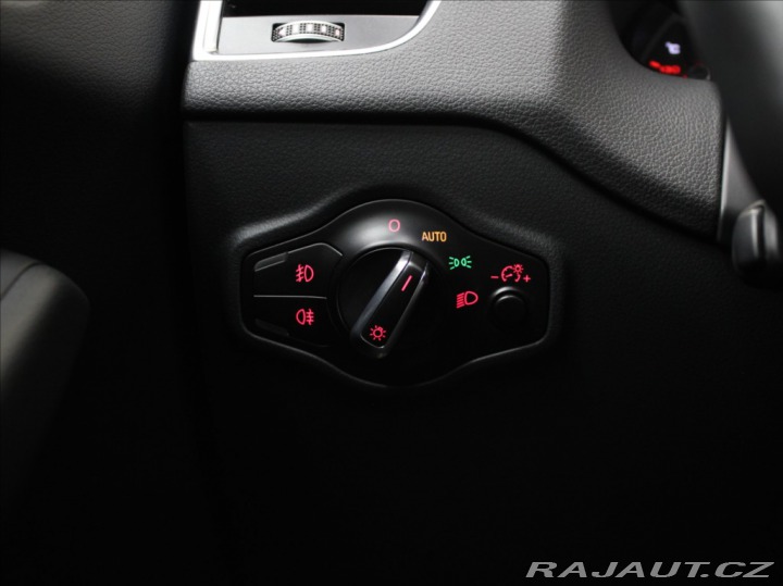 Audi Q5 2,0 TDi 140kW Q. ACC Bezk 2015