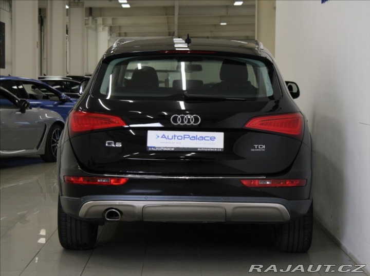 Audi Q5 2,0 TDi 140kW 4x4 Akční C 2015